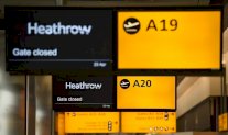 إلغاء نحو مئة رحلة في مطار هيثرو بلندن بسبب الضباب