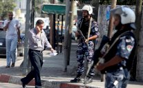 مجهولون يفجرون عبوتين في قطاع غزة