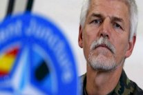 مسؤول في الأطلسي: أهمية الحلف ليست محل نقاش