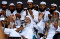 اسلاميو بنغلادش يدعون لتسليح اللاجئين الروهينغا