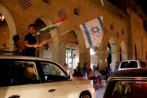 الأزهر يرفض دعوات الانفصال في العراق والعبادي يرحب