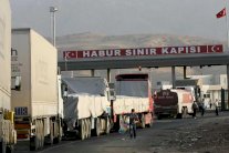 العراق يطلب من تركيا وايران اغلاق منافذهما مع كردستان