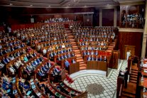 حضور عُمير بيريتس في مناظرة دولية بالبرلمان المغربي يثير احتجاجًا