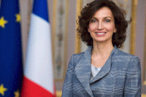 ماكرون يعلن دعمه لعميدة (يونسكو) الجديدة