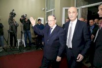 هل يلتقي عون بجعجع لإعادة تثبيت التوافقات؟