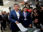 فوز المرشح المقرب من الحكومة في الانتخابات الرئاسية بقرغيزستان