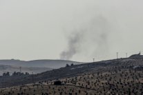 أول قافلة عسكرية تركية إلى إدلب برفقة