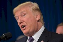 الكرملين يحذر من عواقب إذا انسحب ترمب من الاتفاق النووي