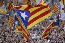 اجراءات مدريد لمنع كاتالونيا من اعلان استقلالها