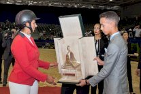 ولي عهد المغرب يترأس حفل توزيع جوائز الفروسية