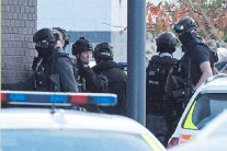 انتهاء احتجاز الرهائن بمجمع برمودا بوسط إنكلترا