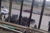 ‎أحرار الشام تهدد بوقف التفاوض مع الروس واستهداف النظام