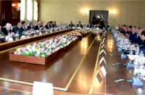 أربيل تعلن استعدادها لتجميد الاستفتاء وتدعو لوقف إطلاق النار فورًا