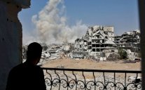 التحالف الدولي ينفي شنه غارات على مدينة دير الزور السورية