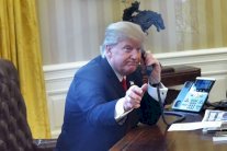 ترمب يطلب مساعدة رئيس كولومبيا في الحرب على تهريب المخدرات