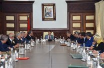 العثماني قلق من استمرار تدني بعض المؤشرات ويعد ببذل الجهود لتجاوزها