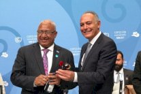 المغرب يسلم رئاسة مؤتمر المناخ إلى فيدجي في بون