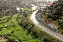 زلزال ثان يضرب