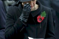 تيريزا ماي تندد بـ