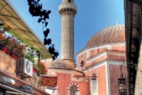 اليونان ستجعل تطبيق أحكام الشريعة اختياريًا للمسلمين