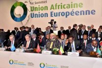 ملك المغرب يدعو إلى صياغة خطة عمل أفريقية بشأن الهجرة