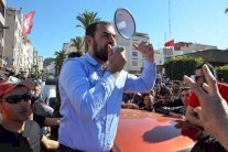 الزفزافي يتبرأ من الاتهامات الموجّهة إلى إلياس العماري