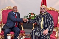 ملك المغرب يلتقي رئيس جنوب أفريقيا بعد قطيعة طويلة