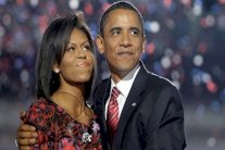 أوباما محذرًا من الرجال: انتخبوا النساء