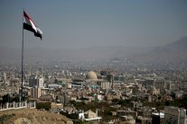 الحوثيون يحتجزون 41 صحافيا وموظفا في قناة