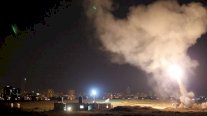 غارات إسرائيلية على غزة ردًا على إطلاق صاروخين