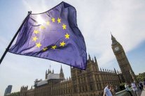 نواب بريطانيا يؤكدون دور البرلمان في إقرار اتفاقات بريكست