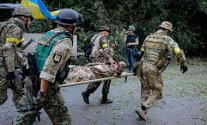 روسيا تسحب منسقيها العسكريين ومقتل 3 جنود أوكرانيين في شرق أوكرانيا