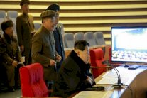 واشنطن وبكين تبحثان فرض عقوبات جديدة على كوريا الشمالية