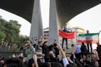 السلطات الإيرانية 