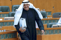 حكومة جابر المبارك في الواجهة والمواجهة