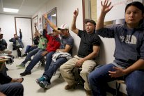 إدارة ترامب تعد إجراءات جديدة ضد المهاجرين