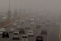 سوء الاحوال الجوية في الامارات وتساقط نادر للثلوج