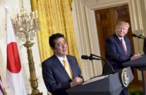 ترامب: ألتزم بأمن اليابان