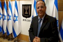 بعد تخلي أميركا عن حل الدولتين: هل تتنازل مصر عن سيناء؟