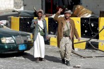 الحوثيون متهمون بإطلاق النار على المدنيين في تعز