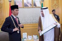 الملك سلمان يستهل جولته الآسيوية من ماليزيا