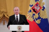 تقرير: بوتين قلق من الحالة