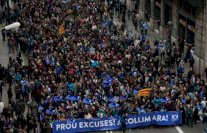 عشرات الآلاف في برشلونة يطالبون بقبول لاجئين جدد