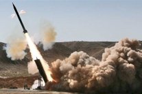 مناورات إيرانية بصواريخ ذكية متطورة