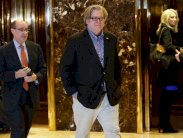 بانون وكوشنر....ثنائي يصعّب مهمة ترامب