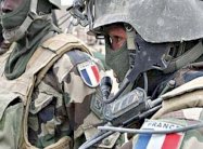 فرنسا تعتزم نشر جنود في النيجر قرب الحدود مع مالي