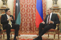 موسكو تستقبل السراج ولافروف يحادثه