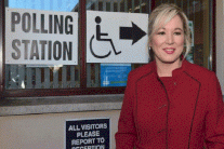 ايرلندا الشمالية تنتخب مبكرًا برلمانها الجديد