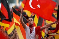 الجالية التركية في ألمانيا خزان انتخابي لإردوغان