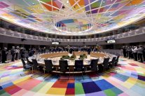 باريس وبرلين تدفعان في اتجاه اوروبا 